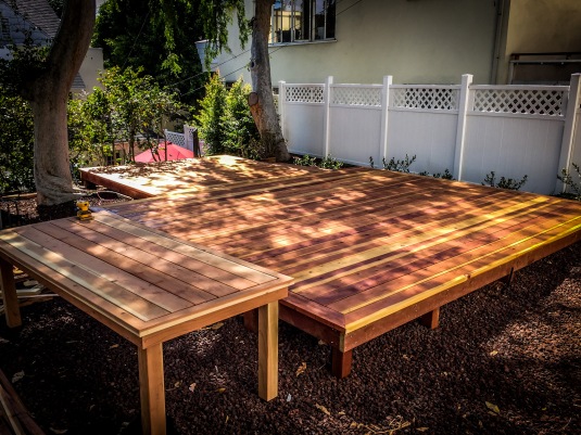I didn't have enough money for a lot of the backyard, so I had to take another job on some weekends to be able to buy more wood (yes, no BS, I built a deck for someone else)